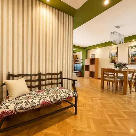 Dos Torres Elrond Atico Con Solarium Y Vistas Al Pilar Appartement *